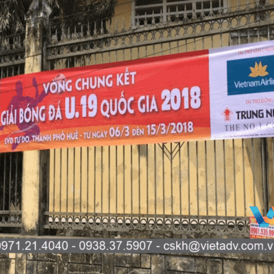 Băng rôn là công cụ quảng cáo giá rẻ được sử dụng tại nhiều đơn vị kinh doanh