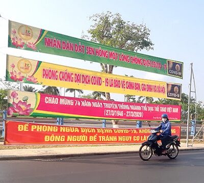 In băng rôn tuyên truyền